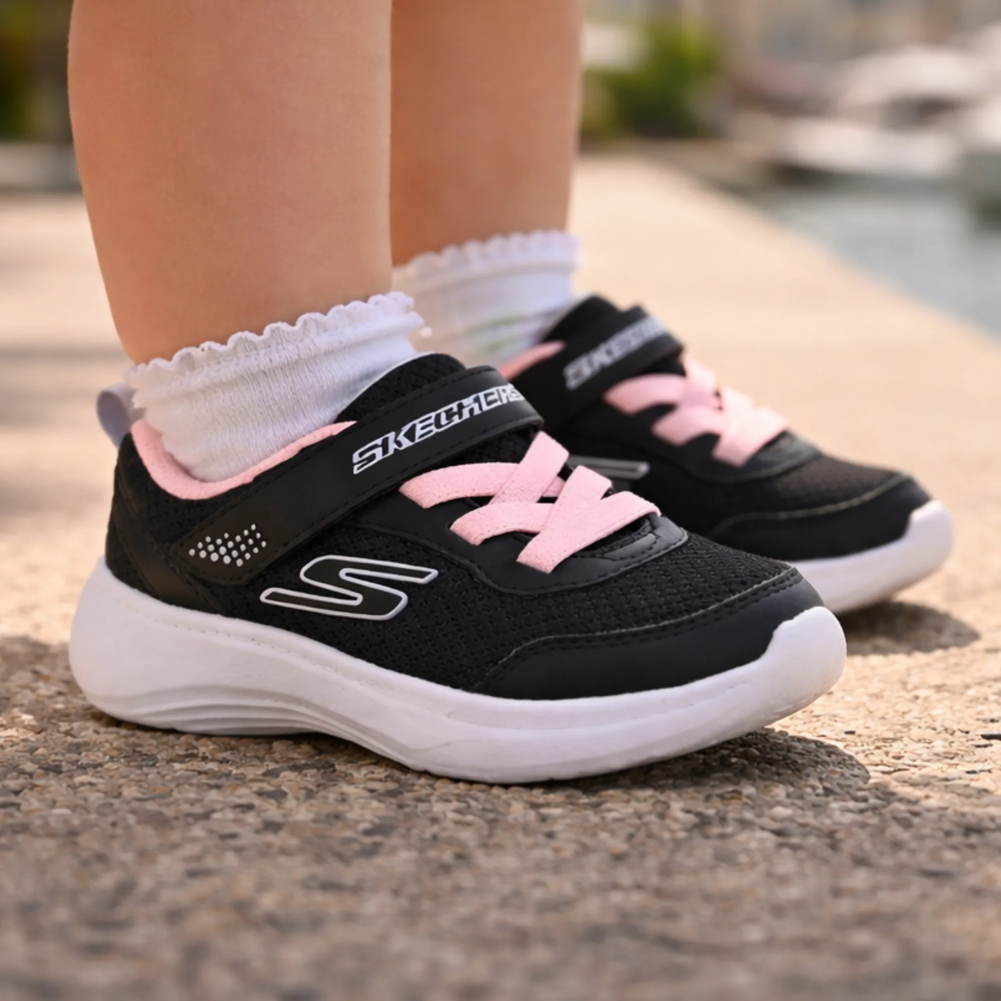 Skechers Reset Achieved Black